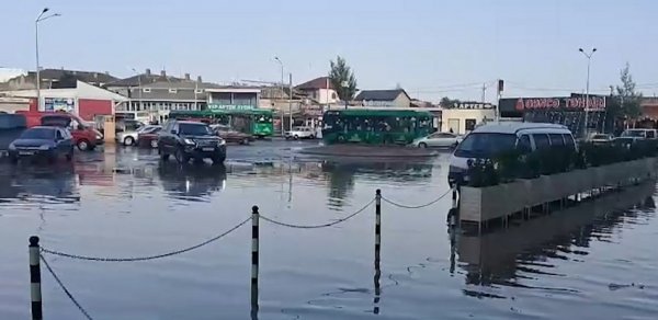 FHN: Yağıntılı havaya görə bəzi əraziləri su basıb