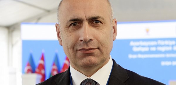 “Məni 4 saatdan çox gözlətdilər” - Rusiyadan deportasiya edilən deputat danışdı