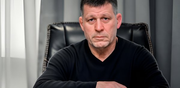 Oleq Bakinski azadlığa buraxıldı