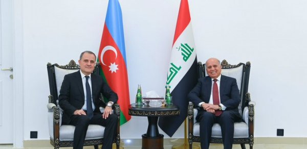 Ceyhun Bayramov və İraq XİN rəhbəri arasında təkbətək görüş başlayıb