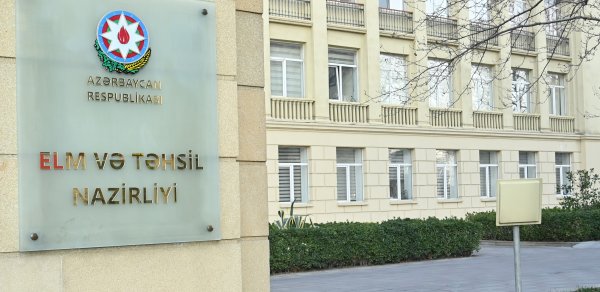 Təhsil Nazirliyi "Tiktok"da video paylaşan müəllimləri mükafatlandıracaq - Müsabiqə elan edildi