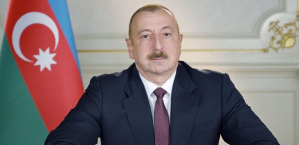 İlham Əliyevin adından Vyetnamlı Baş katibin şərəfinə dövlət ziyafəti verilib