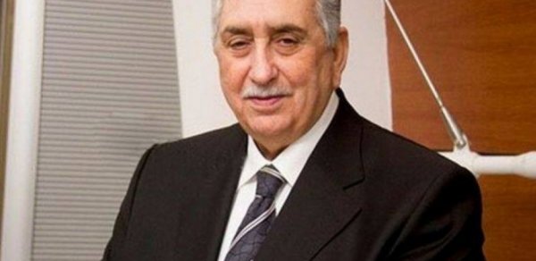 Arif Babayevə Heydər Əliyev Mükafatı verildi