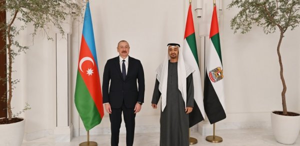 BƏƏ lideri İlham Əliyevə zəng etdi