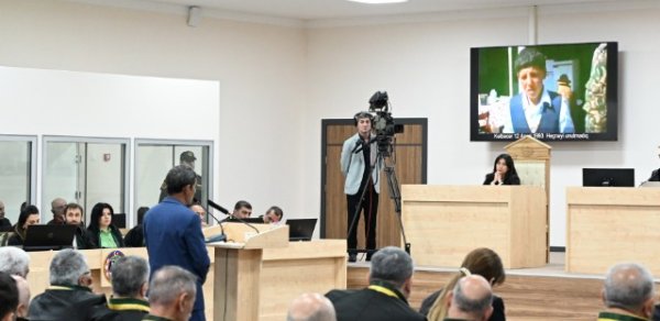 “23 nəfəri gözümün qarşısında diri-diri basdırdılar”