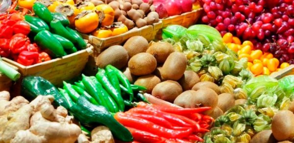 Azərbaycan Türkiyədən meyvə-tərəvəz idxalına çəkdiyi xərci 12 %-dən çox azaldıb