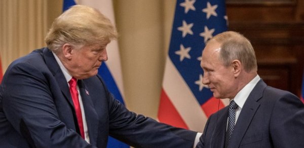 Tramp və Putin faşizm üzərində qələbə münasibətilə bir-birini təbrik edib