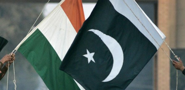 Hindistan və Pakistan arasında atəşkəs əldə olundu
