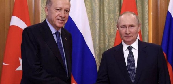 Ərdoğan və Putin arasında telefon danışığı olub