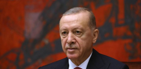 Ərdoğan: Rusiya ilə Ukrayna arasında sülhün əldə olunması üçün səylər gücləndirilməlidir