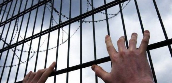 Liviyada toqquşmalar zamanı məhbuslar həbsxanadan qaçıb