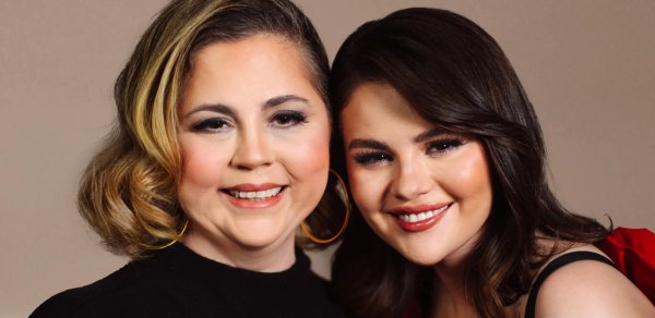 "Forbes" Selenanın müflis olduğunu iddia etdi