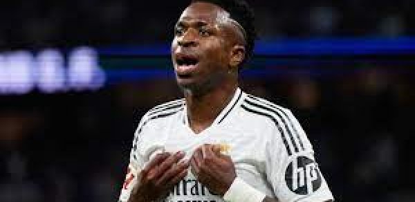 "Real Madrid"in futbolçusu özünə klub aldı