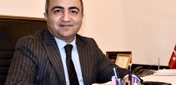 İcra başçısının jurnalist müavini vəzifəsindən azad edildi