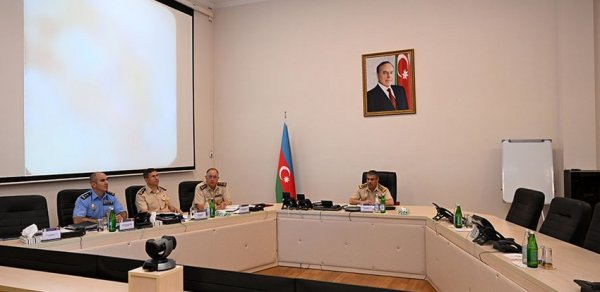 Müdafiə naziri: İlham Əliyev Azərbaycan Ordusunun fəaliyyətindən razıdır