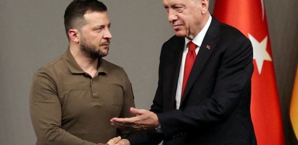 Zelenski Ərdoğanla görüşü ilə bağlı paylaşım edib