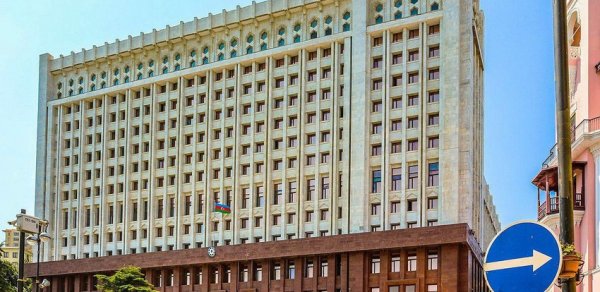 Əfv Komissiyasının yekun iclası başa çatıb, baxılan müraciətlər Prezidentə təqdim olunacaq