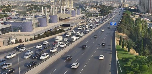 Bakıda bu yollarda sıxlıq var - SİYAHI