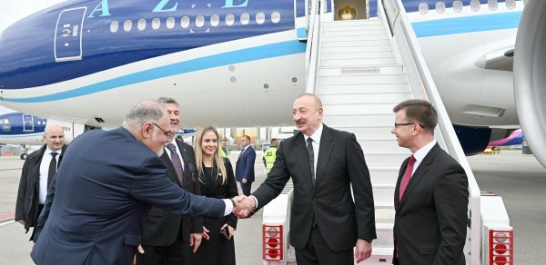 İlham Əliyevin Macarıstana səfəri başladı - FOTOLAR