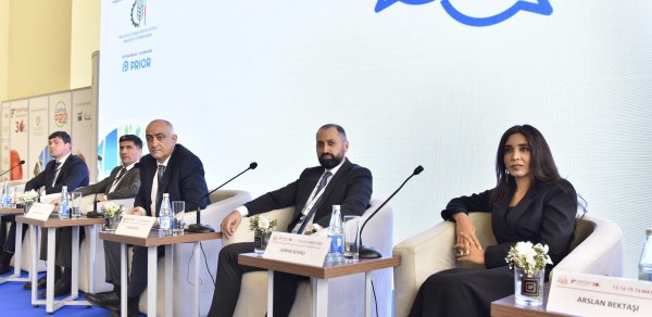 Yelo Bank II Beynəlxalq Aqrar İnnovasiyalar Forumuna qatıldı