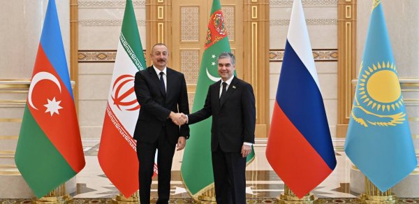 Qurbanqulu Berdiməhəmmədov Prezident İlham Əliyevi təbrik etdi