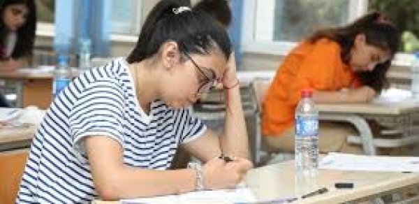 Azərbaycan dili imtahanının ikinci cəhdində iştirak üçün qeydiyyat elan olunub
