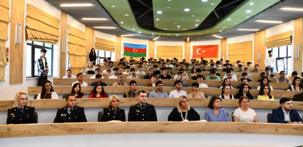 ADNSU-da maarifləndirmə məqsədilə tədbir keçirilib - FOTOLAR