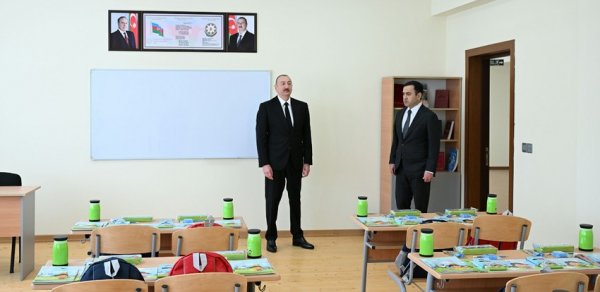 İlham Əliyev İsmayıllıda “Talıstan” liseyinin binasının açılışında - FOTOLAR