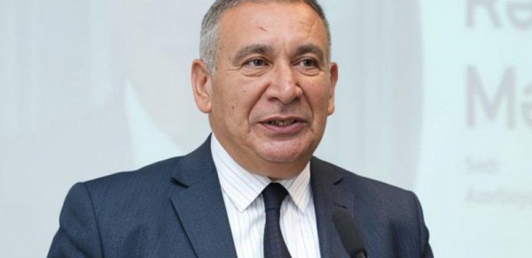 "Sosial media prinsip etibarilə məsuliyyətsiz məkandır"  - Rəşad Məcid 