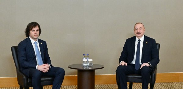 Gürcüstanın Baş naziri Prezident İlham Əliyevi təbrik edib