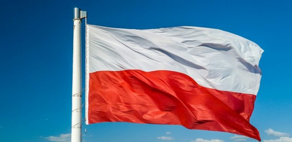 Polşa səfirliyi Azərbaycan xalqını Müstəqillik Günü münasibətilə təbrik etdi