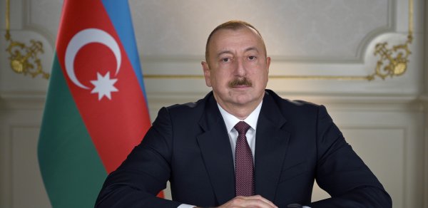 İƏT-in Baş katibi Prezident İlham Əliyevə təbrik ünvanlayıb