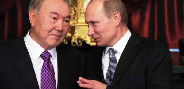 Putin Kremldə Nazarbayevlə görüşüb