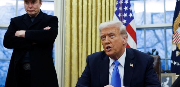 Trampdan Elon Mask açıqlaması: Sabah onun son günü olacaq
