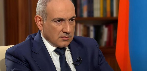 Paşinyan Erməni Apostol Kilsəsinin nümayəndələrini tənqid etdi