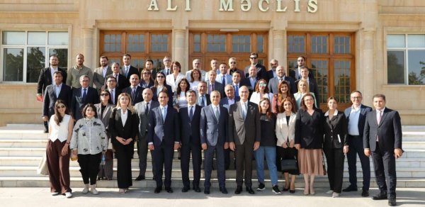 20 il yaşayan 14 gün, Talıbovun gedişi, Zərdabinin zühuru və Çuxur göycəsi… - FOTOLAR