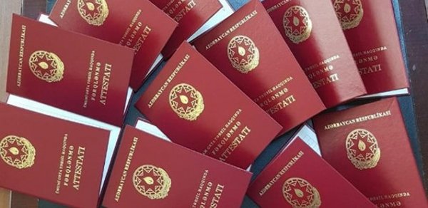 Attestatla bağlı heç bir ödəniş tələb edilə bilməz - Rəsmi