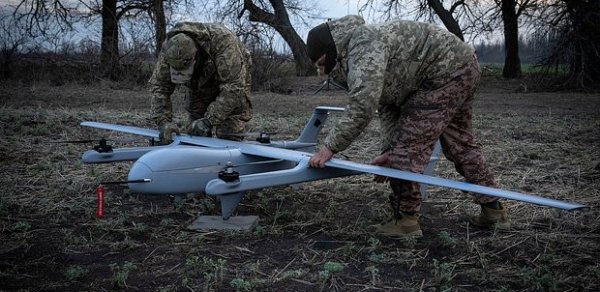 Rəsmi Moskva strateji aviasiya aerodromlarına PUA hücumunu şərh edib