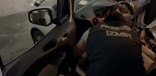 İzmirdə narkotik əməliyyatı: 20 HƏBS