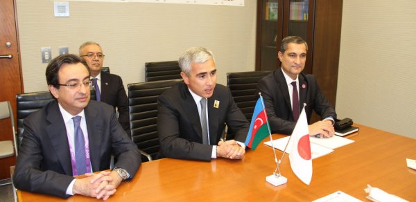 Prezidentin köməkçisi Yaponiyanın Baş nazirinin müşaviri ilə görüşdü