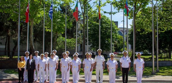 MN Azərbaycan bayrağının NATO DTMM-də qaldırılması ilə bağlı məlumat yayıb