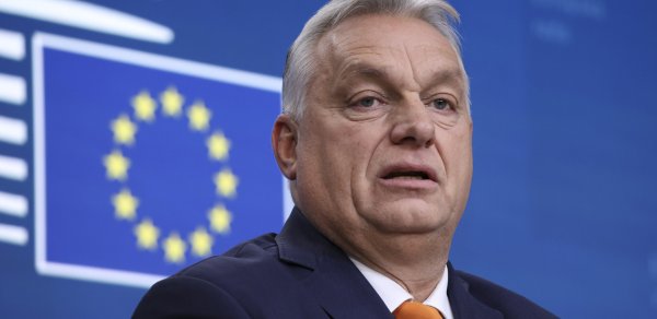 Orban: Avropa İttifaqı Ukraynadakı münaqişəni uzadır