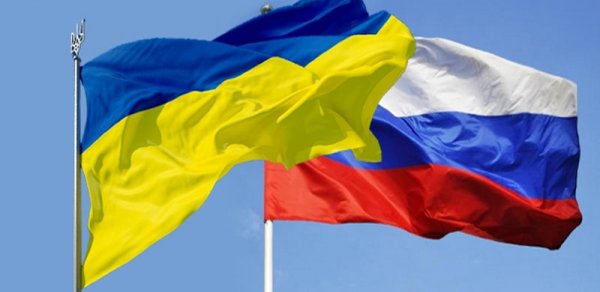 Ukrayna ordusu Rusiya hərbi texnikasını daşıyan qatarı vurub