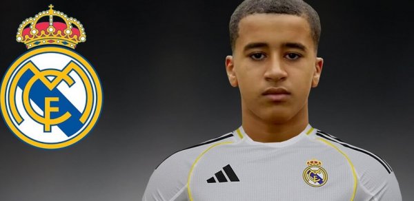 "Real" 16 yaşlı futbolçunu transfer edəcək