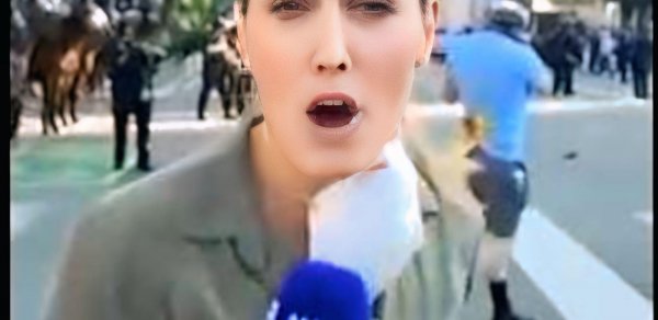 Canlı yayımda ABŞ polisi jurnalistə atəş açdı