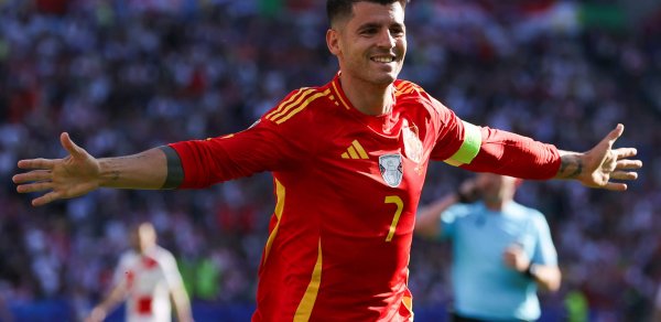 Qalatasaray ulduzu ölümlə hədələndi