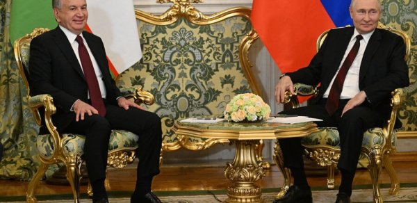 Putin özbəkistanlı həmkarı ilə müzakirə APARDI