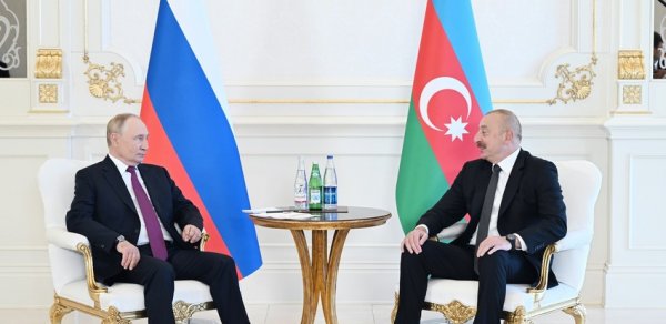 Azərbaycan Prezidenti Vladimir Putini təbrik etdi