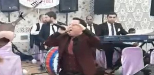 Toyda mahnı üstündə dava - Müğənni və qardaşı saxlanıldı 