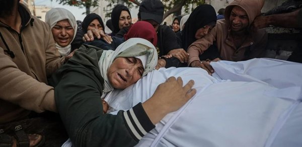İsrailin Qəzzaya hücumu nəticəsində 42 fələstinli həlak oldu